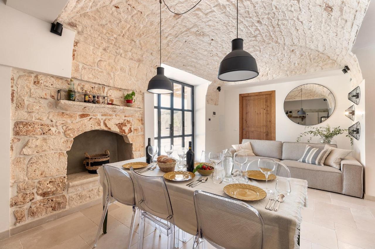 Vilaa Isa Beautiful Villa And Trullo In Ostuni Exterior photo