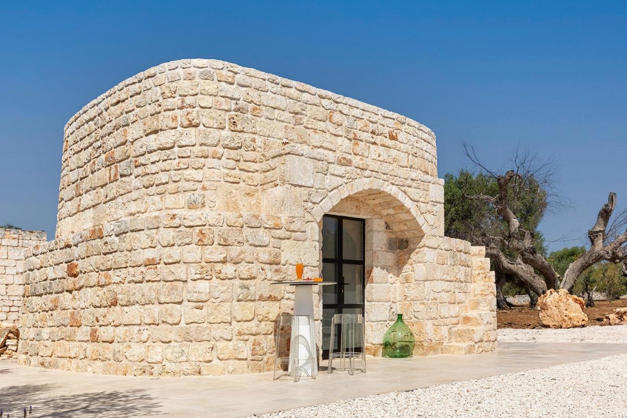 Vilaa Isa Beautiful Villa And Trullo In Ostuni Exterior photo